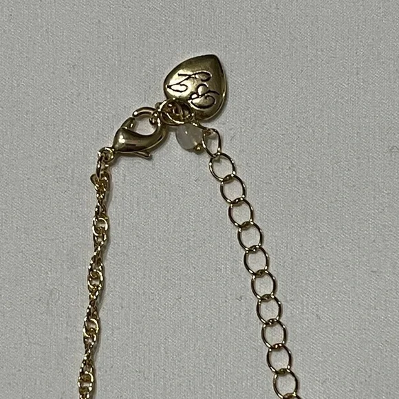 Betsey Johnson Cheerleader Bear Pendant Necklace Pink NWT - Picture 6 of 10